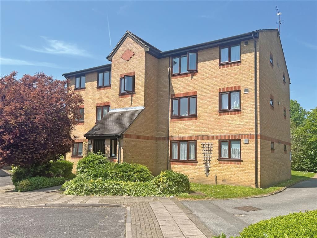 1 bed flat for sale in Dehavilland Close, Northolt UB5 Zoopla