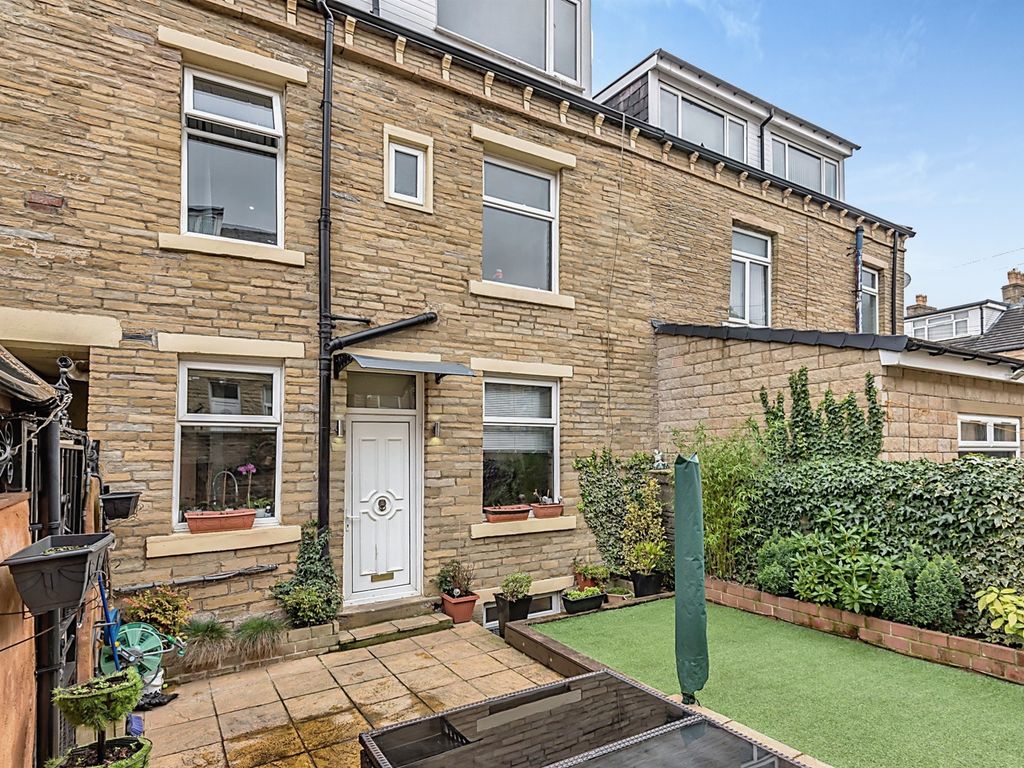 4 bed terraced house for sale in Pembroke Street, Bradford BD5 Zoopla
