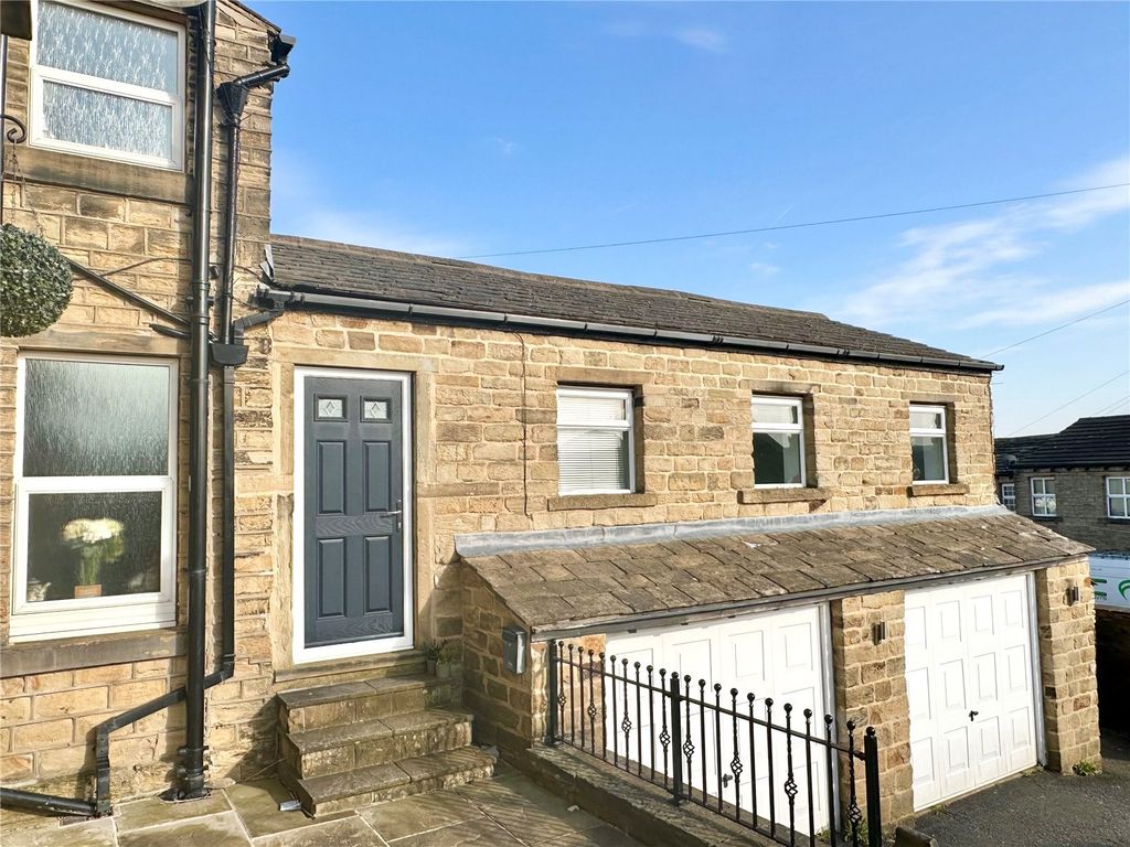 1 bed flat to rent in Rowley Hill, Fenay Bridge, Huddersfield, West