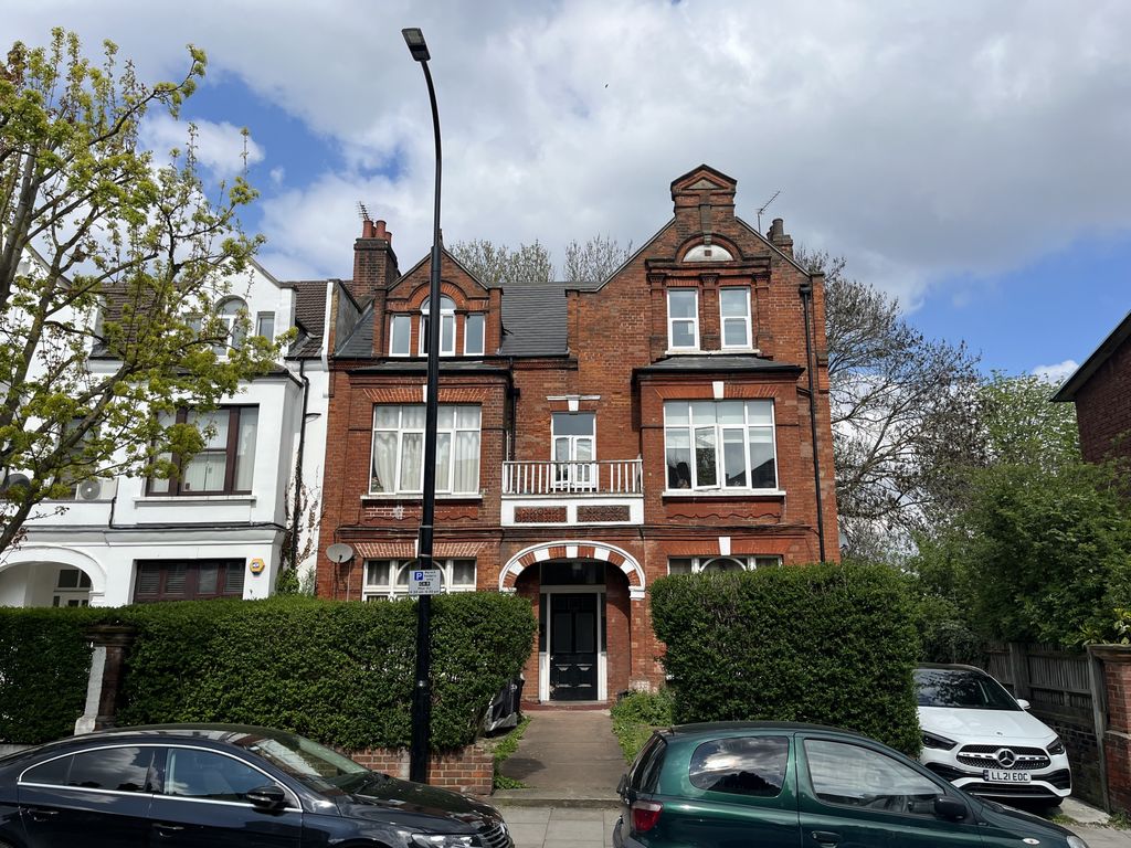 15 bed property for sale in 140 Broadhurst Gardens, West Hampstead