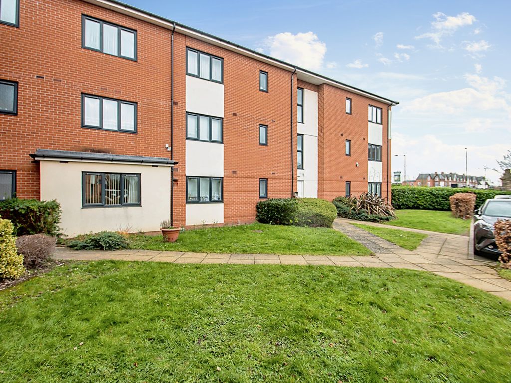 2 bed flat for sale in Streetly Road, Birmingham B23 Zoopla