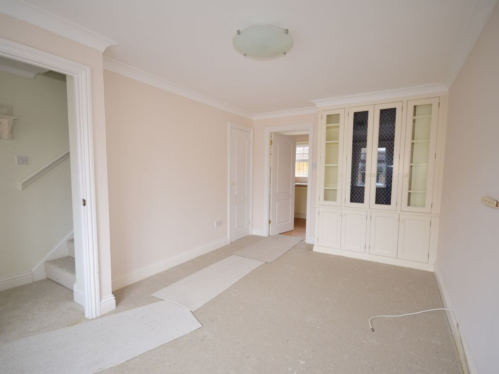 2 bed semidetached house to rent in Forsythia Close, Denvilles, Havant