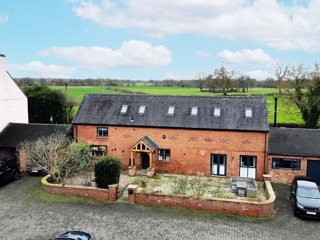 4 bed detached house for sale in Newcastle Road, Smallwood, Sandbach