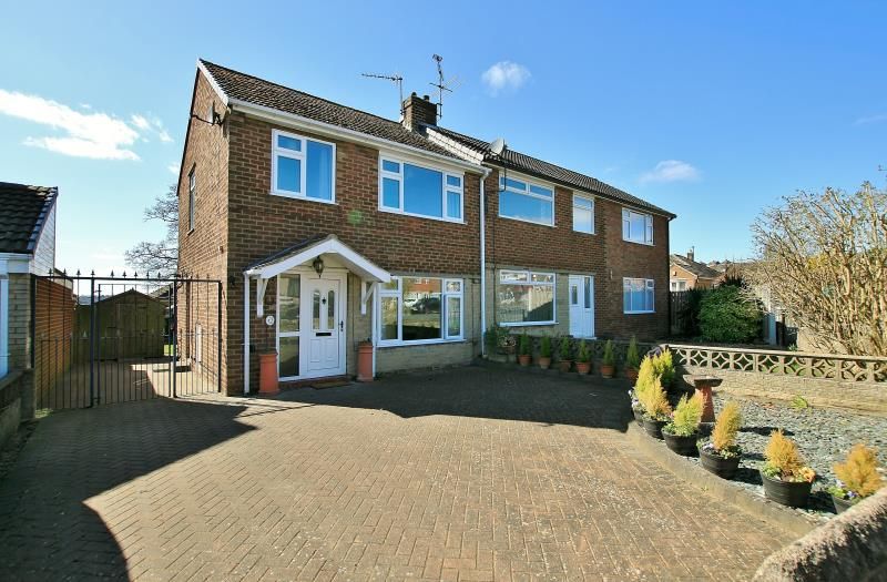 3 bed semidetached house to rent in Ferndale Road, Coal Aston