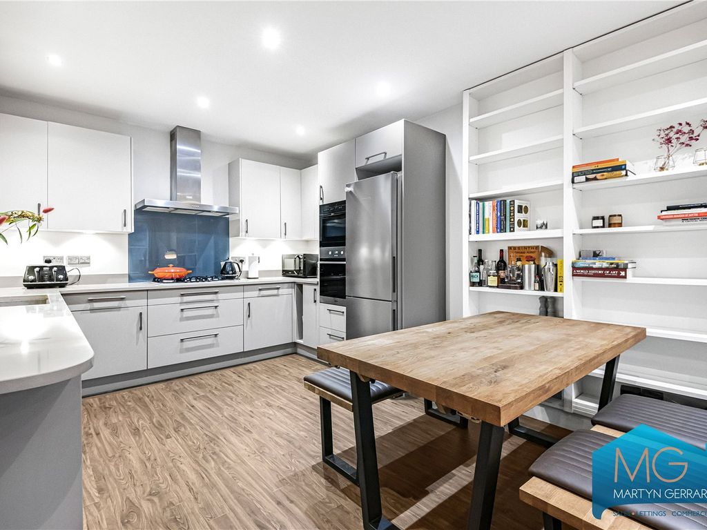 2 bed terraced house for sale in Kings Gate Mews, Spencer Road, London
