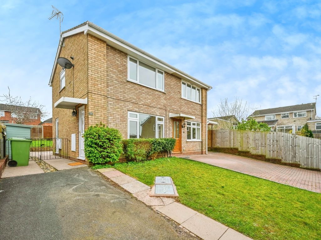 2 bed semidetached house for sale in Beaumont Gardens, Stafford