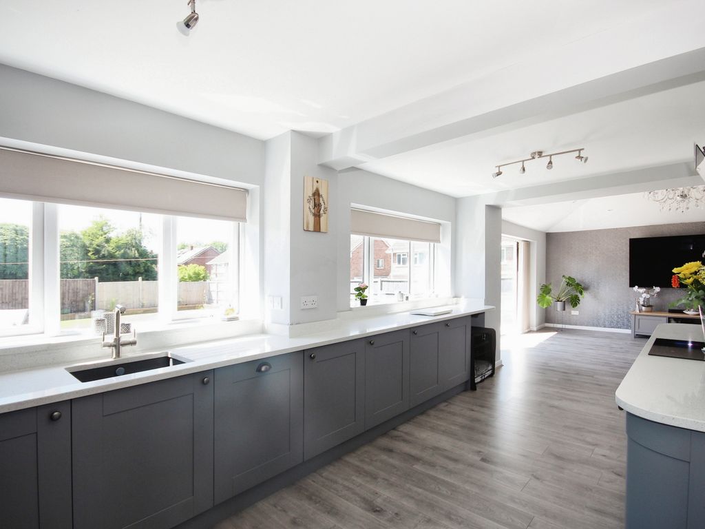 4 bed detached house for sale in Berwyn Way, Nuneaton CV10 Zoopla