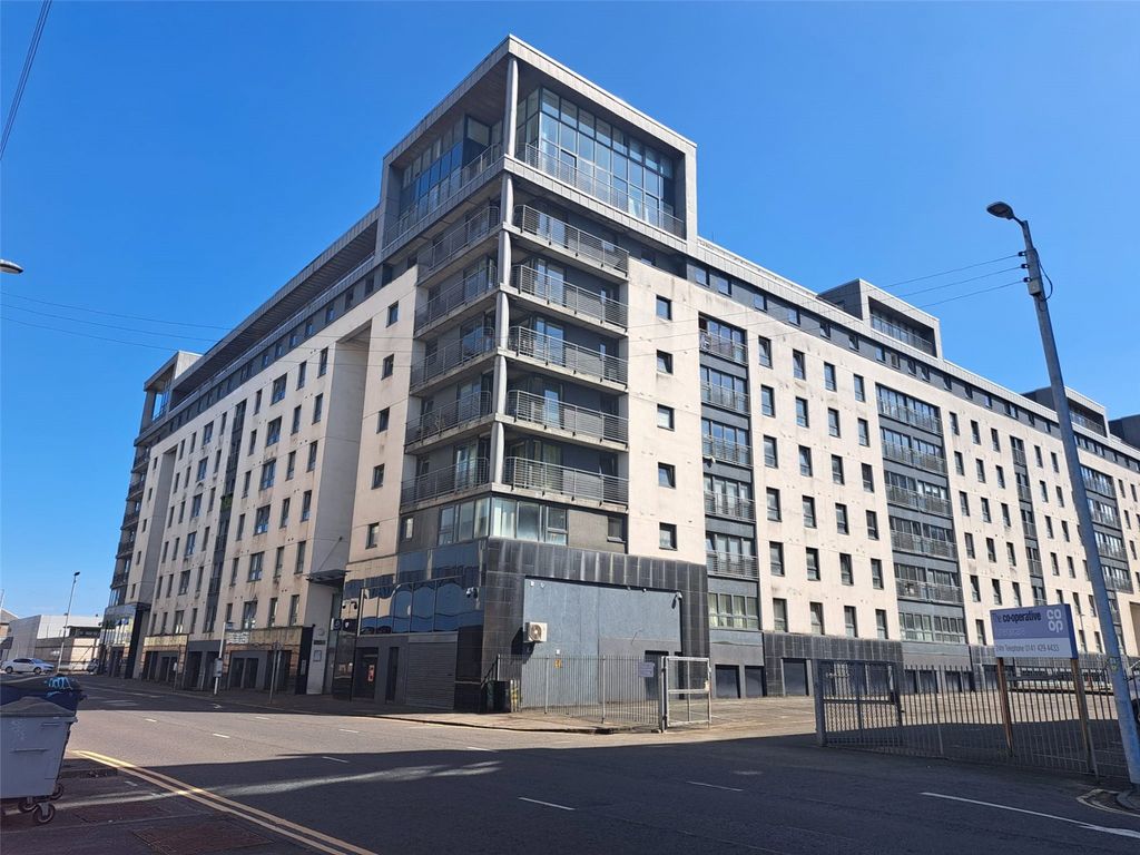 3 bed flat to rent in Wallace Street, Glasgow G5, £1,250 pcm Zoopla