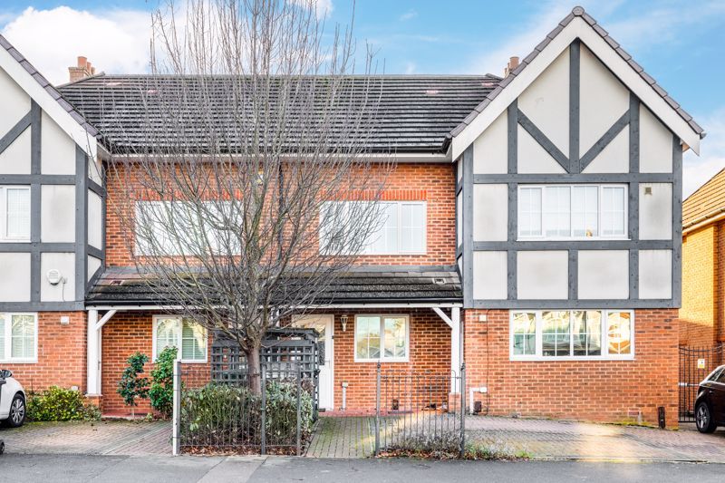 3 bed terraced house for sale in Cuddington Avenue, Worcester Park KT4