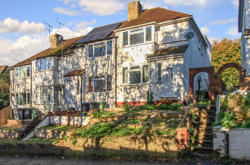 3 bed end terrace house for sale in Glenview Road, Hemel Hempstead HP1