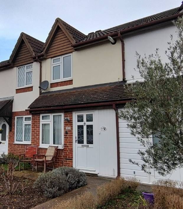 2 bed property to rent in Marlowe Road, Larkfield, Aylesford ME20, £