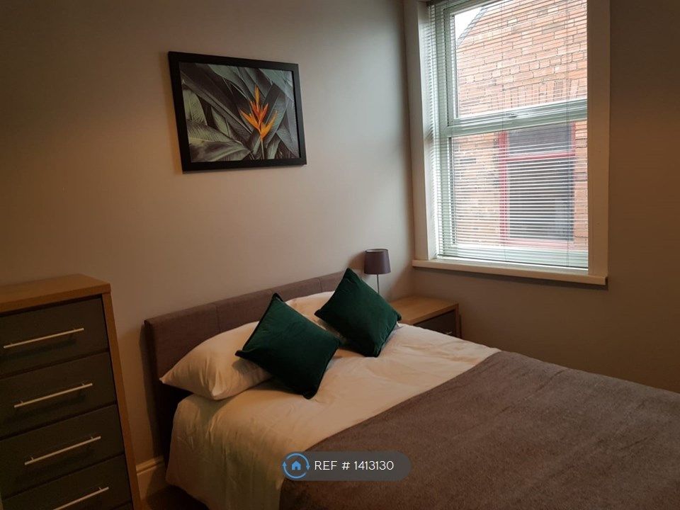 Room to rent in Broom Grove, Rotherham S60 Zoopla