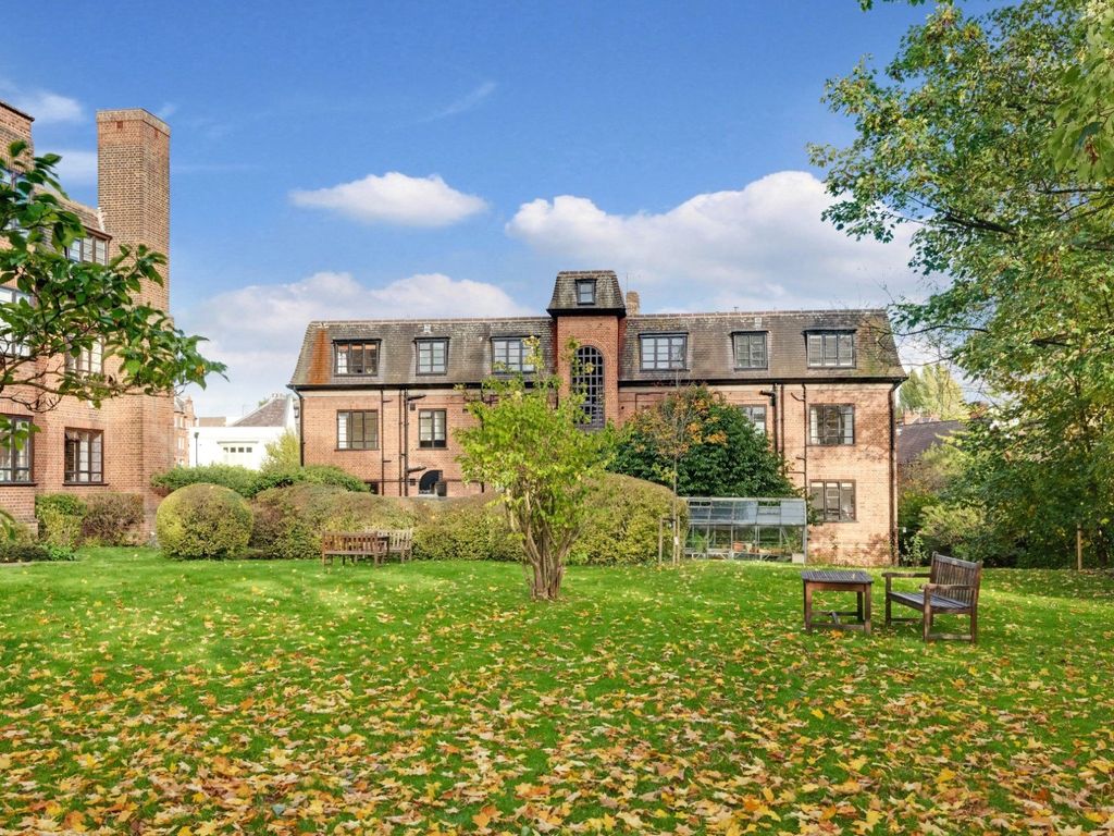 Belsize Court, Wedderburn Road, London NW3  