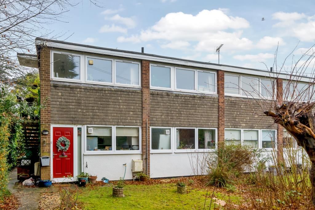 2 bed for sale in Amersham, Buckinghamshire HP6, £290,000