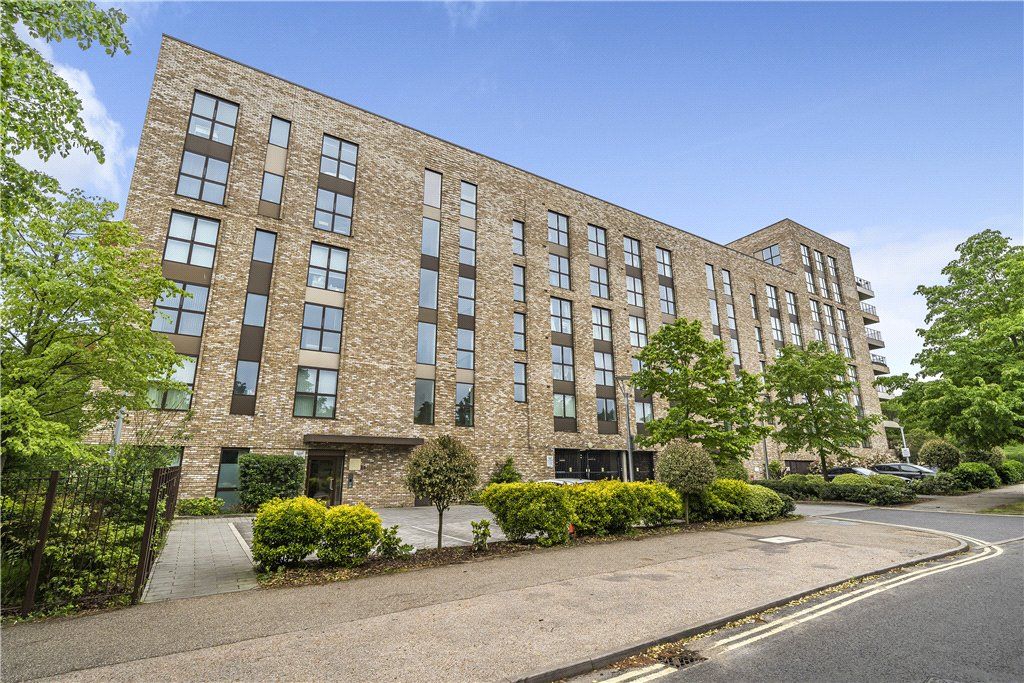 2 bed for sale in Lakeside Drive, Park Royal, London NW10