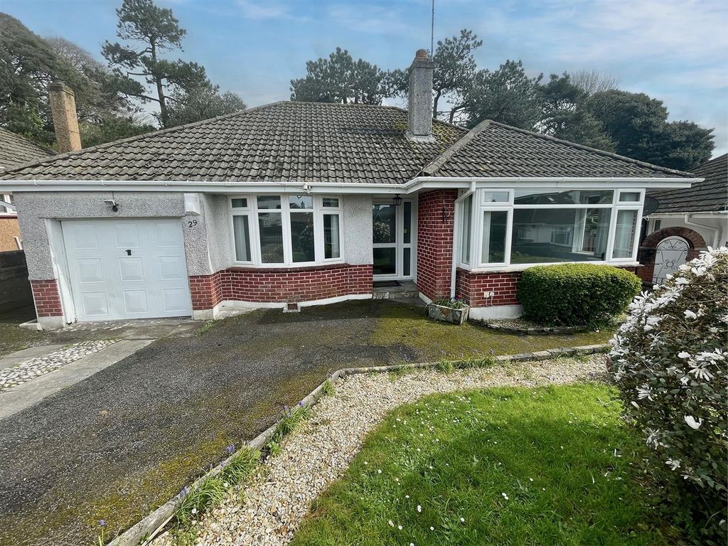 3 bed detached bungalow to rent in Fletcher Crescent, Plymstock