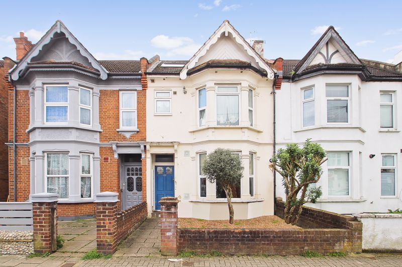 1 bed flat for sale in Welldon Crescent, HarrowOnTheHill, Harrow HA1