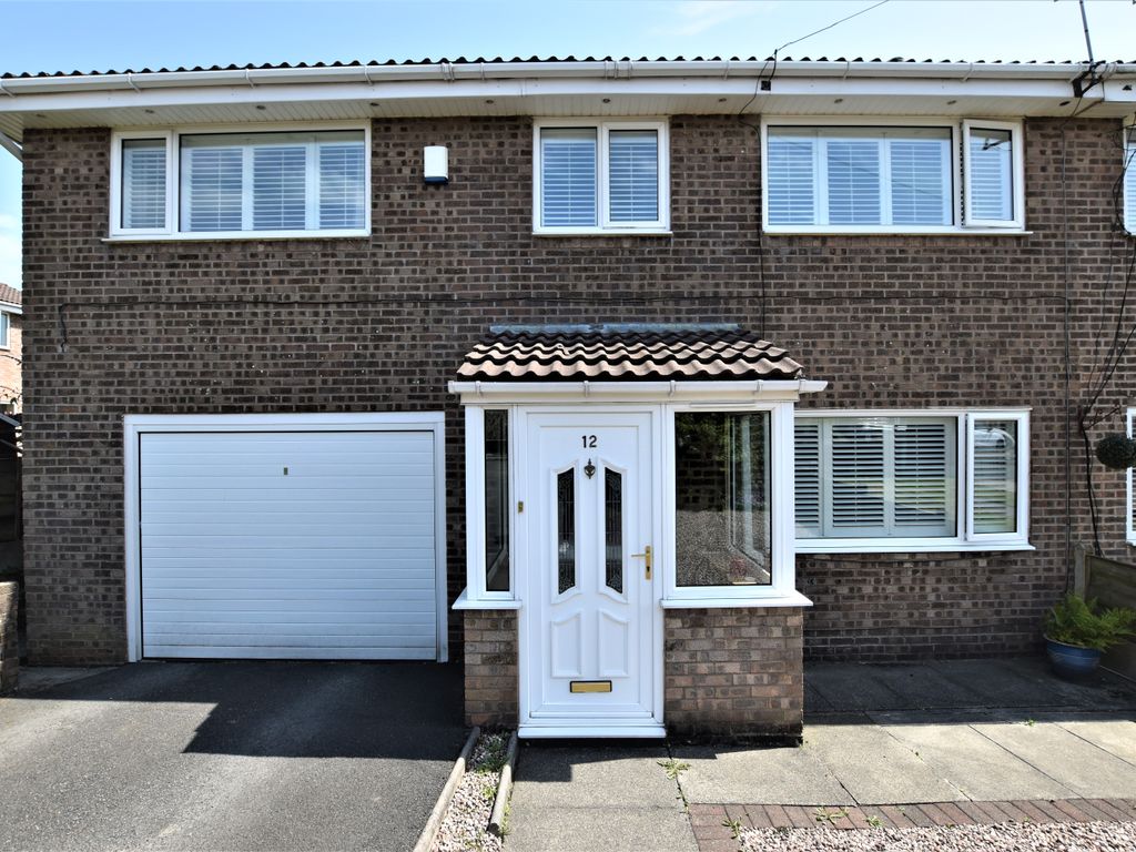 5 bed semidetached house for sale in Normandy Crescent, Radcliffe