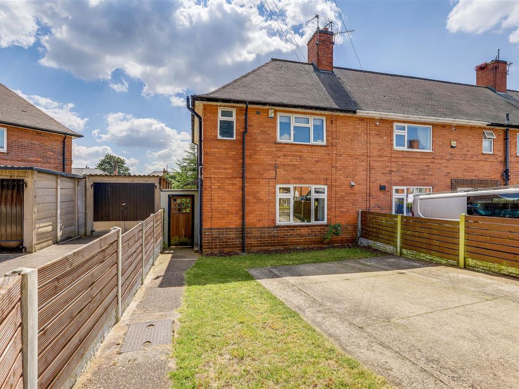 3 bed end terrace house for sale in Bidford Road, Broxtowe