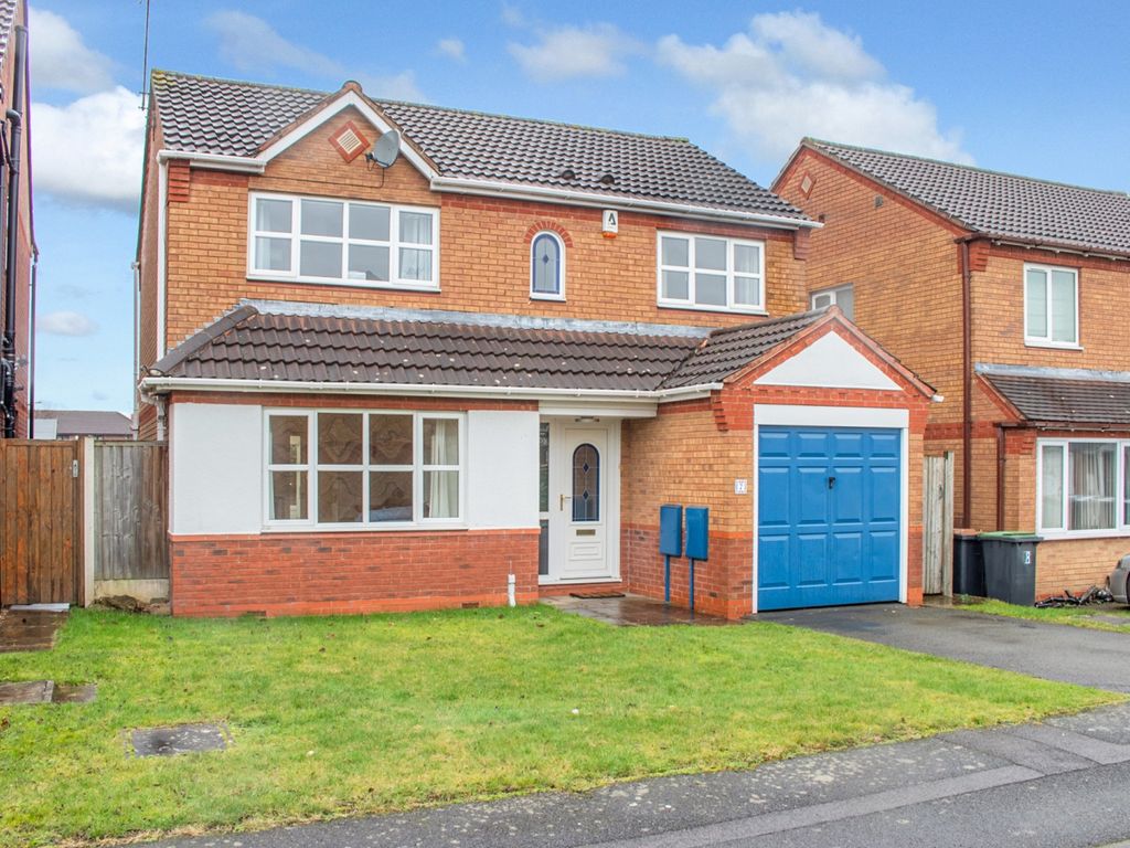 4 bed detached house for sale in Gowan Close, Beeston, Nottingham