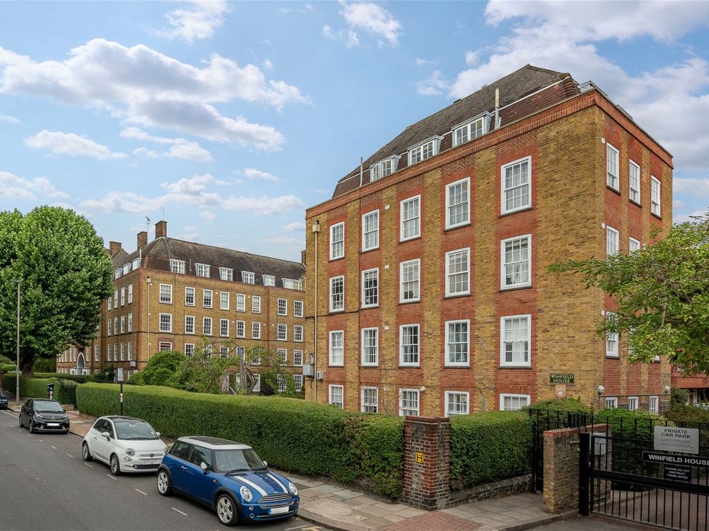 2 bed flat for sale in Winfield House, Battersea Village SW11, £500,000
