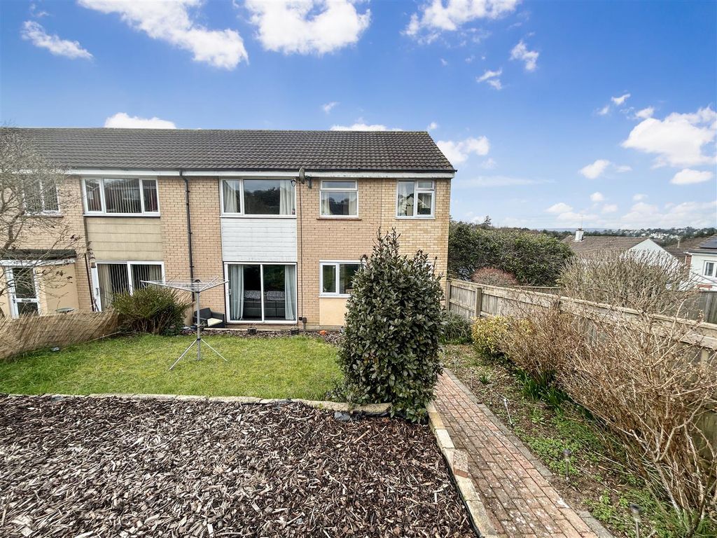 4 bed property for sale in Audley Rise, Newton Abbot TQ12 Zoopla