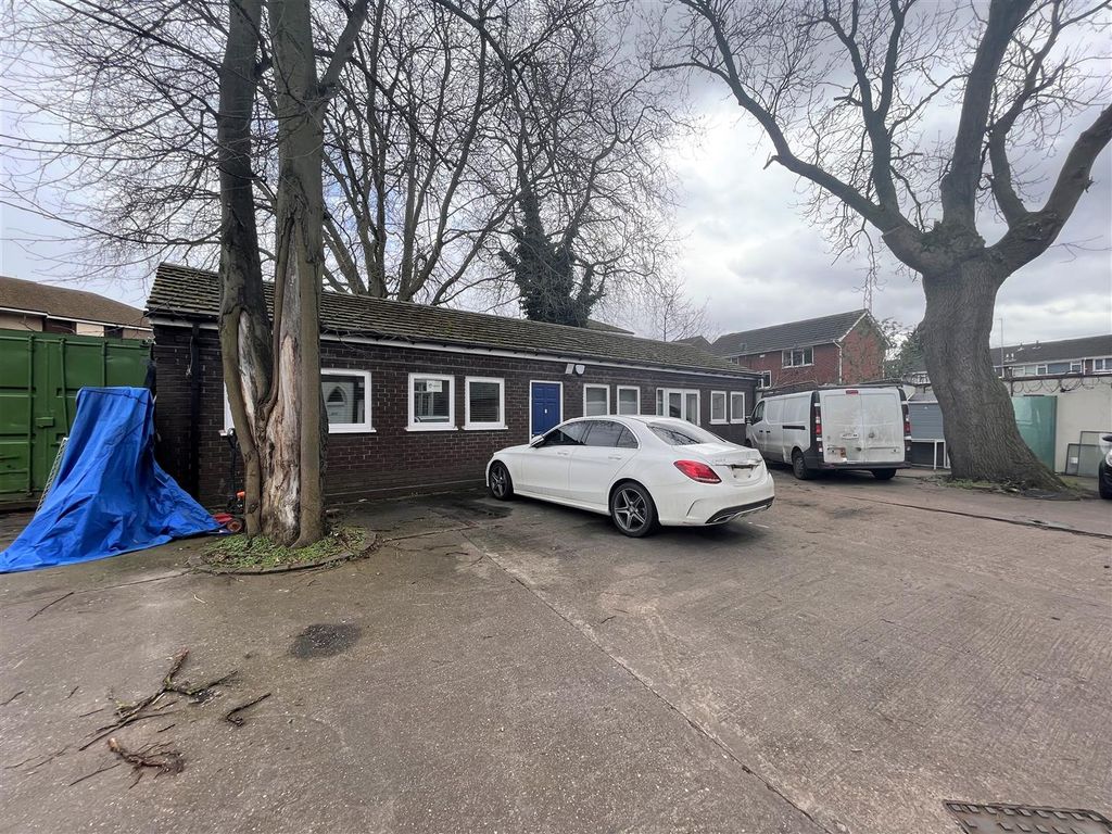 Office to let in Walsall Road, Willenhall WV13 Zoopla