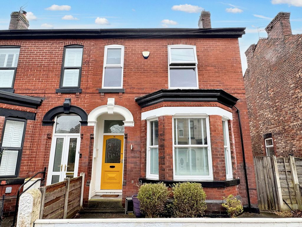 3 bed semidetached house for sale in Algernon Street, Monton M30, £