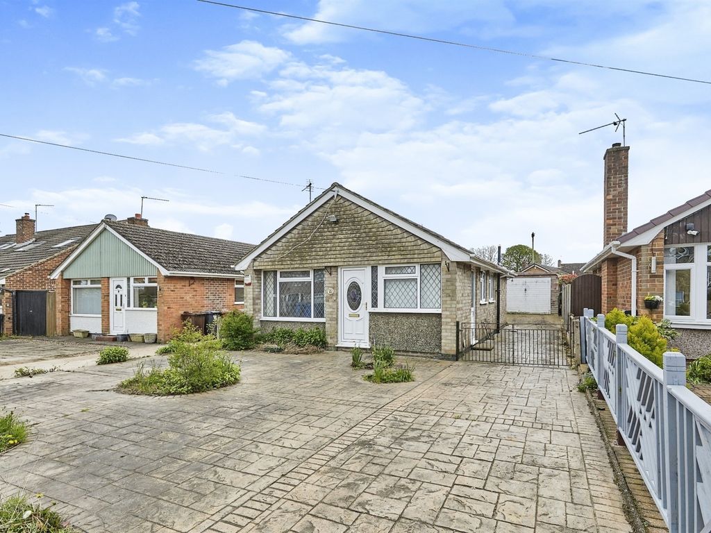 2 bed detached bungalow for sale in Onslow Road, Mickleover, Derby DE3