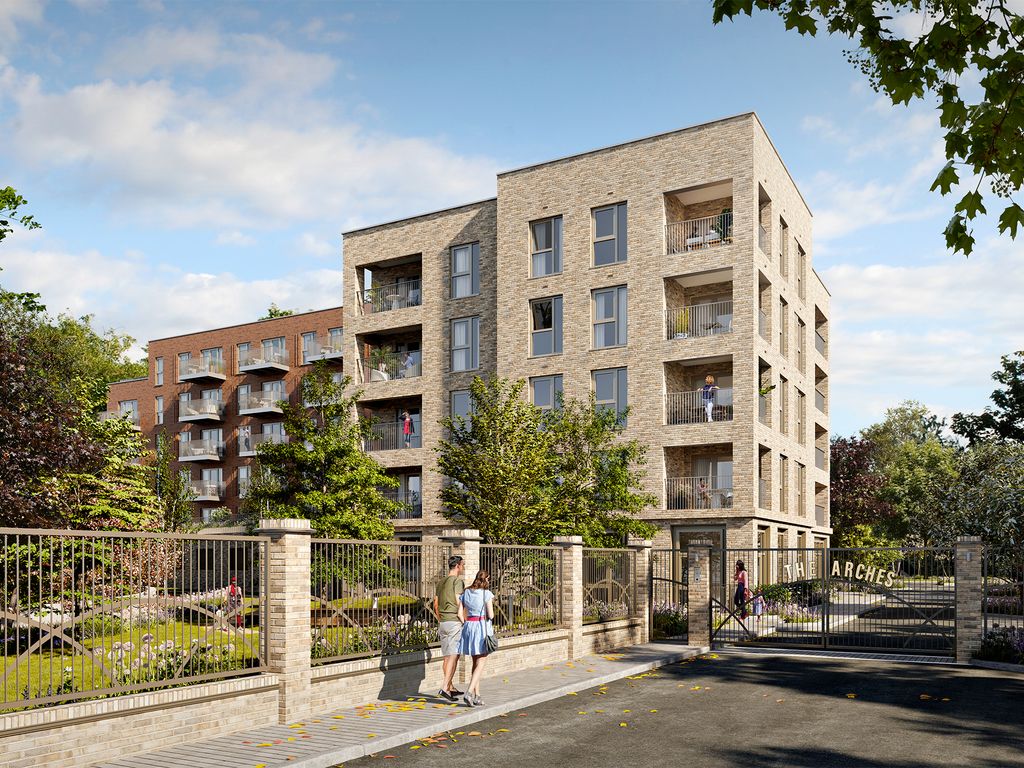 2175 Lower High St, London WD17  