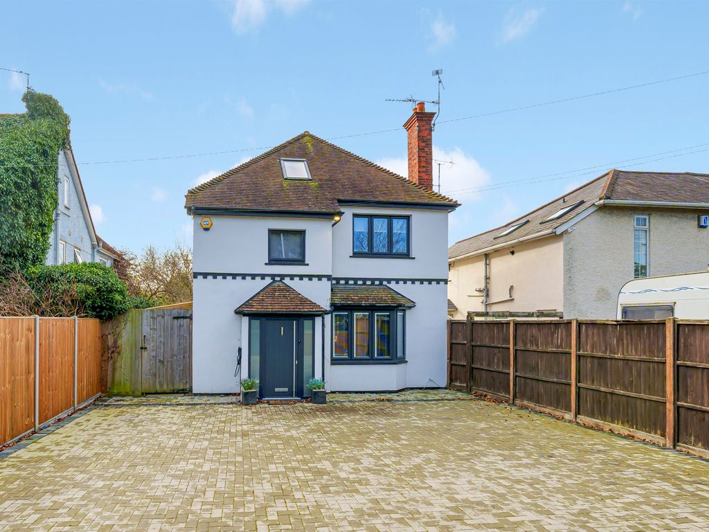 3 bed detached house for sale in Windsor Road, Bray, Maidenhead SL6