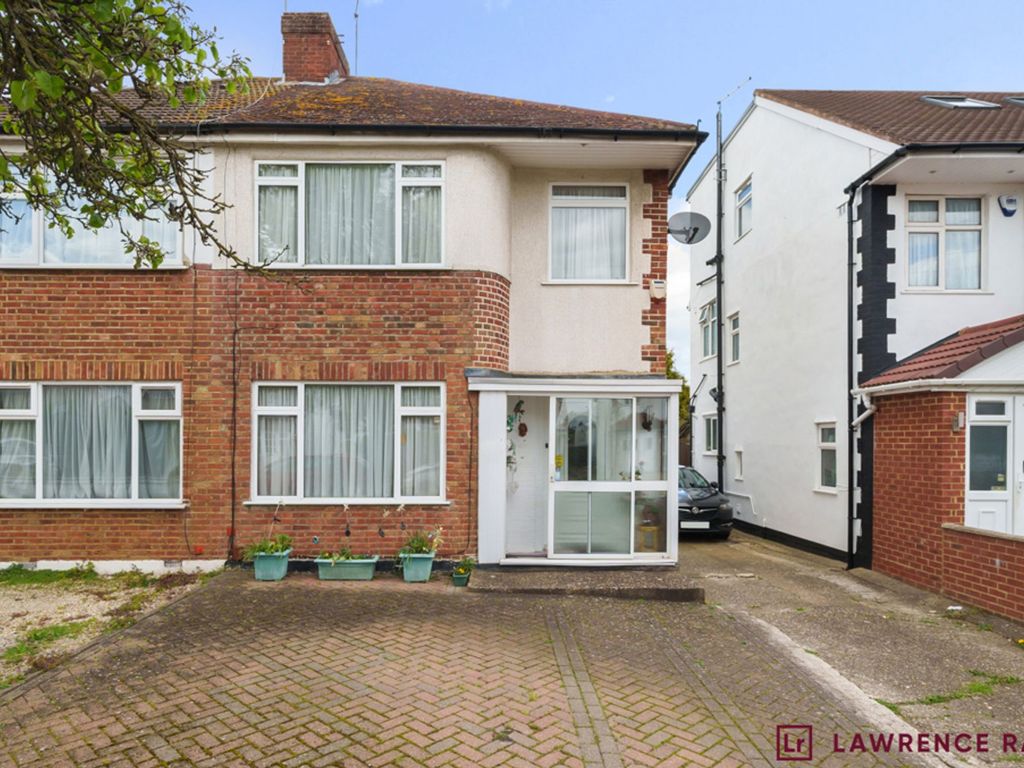 3 bed semidetached house for sale in Long Drive, Ruislip HA4 Zoopla