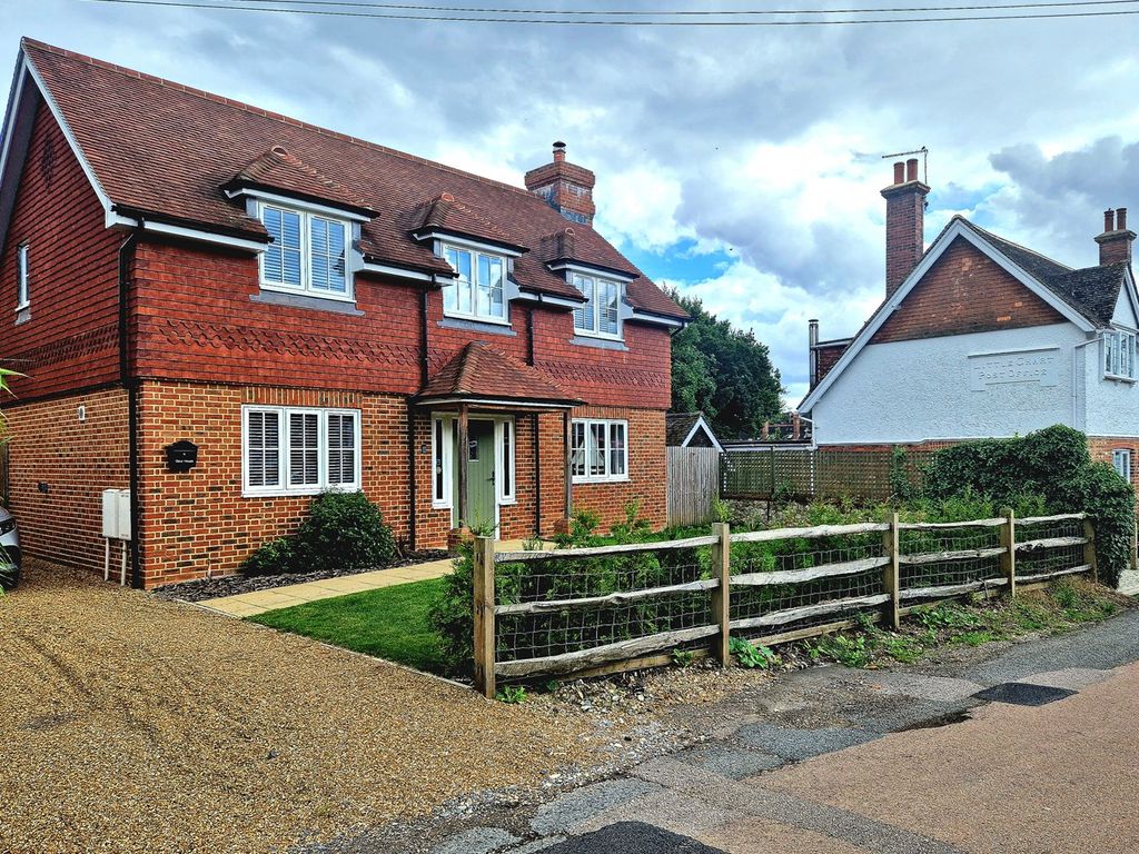 3 bed detached house for sale in The Street, Little Chart, Ashford TN27