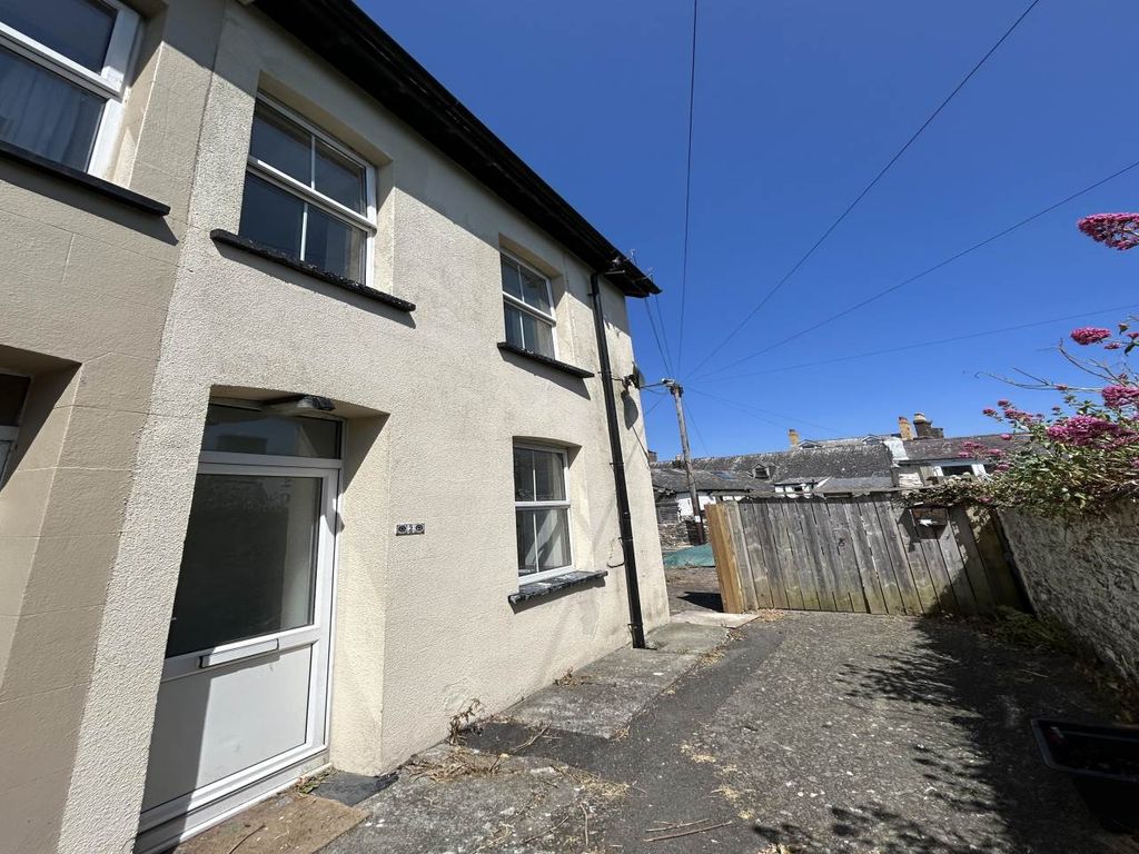 2 bed cottage to rent in 2 Albion Cottages, High Street, Aberystwyth