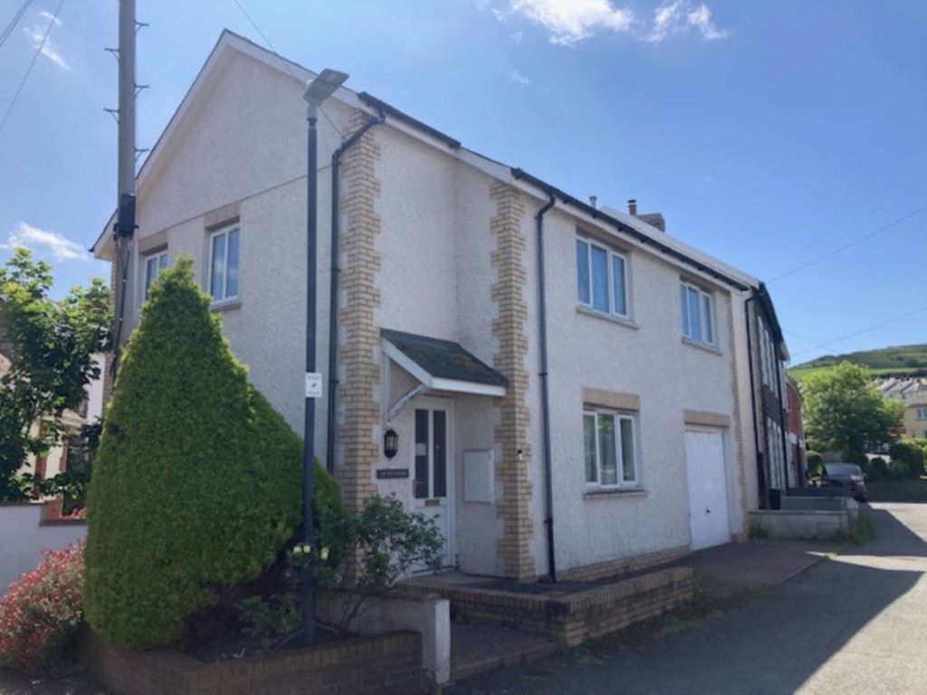 3 bed property for sale in Rheidol Road, Penparcau SY23, £279,950 Zoopla