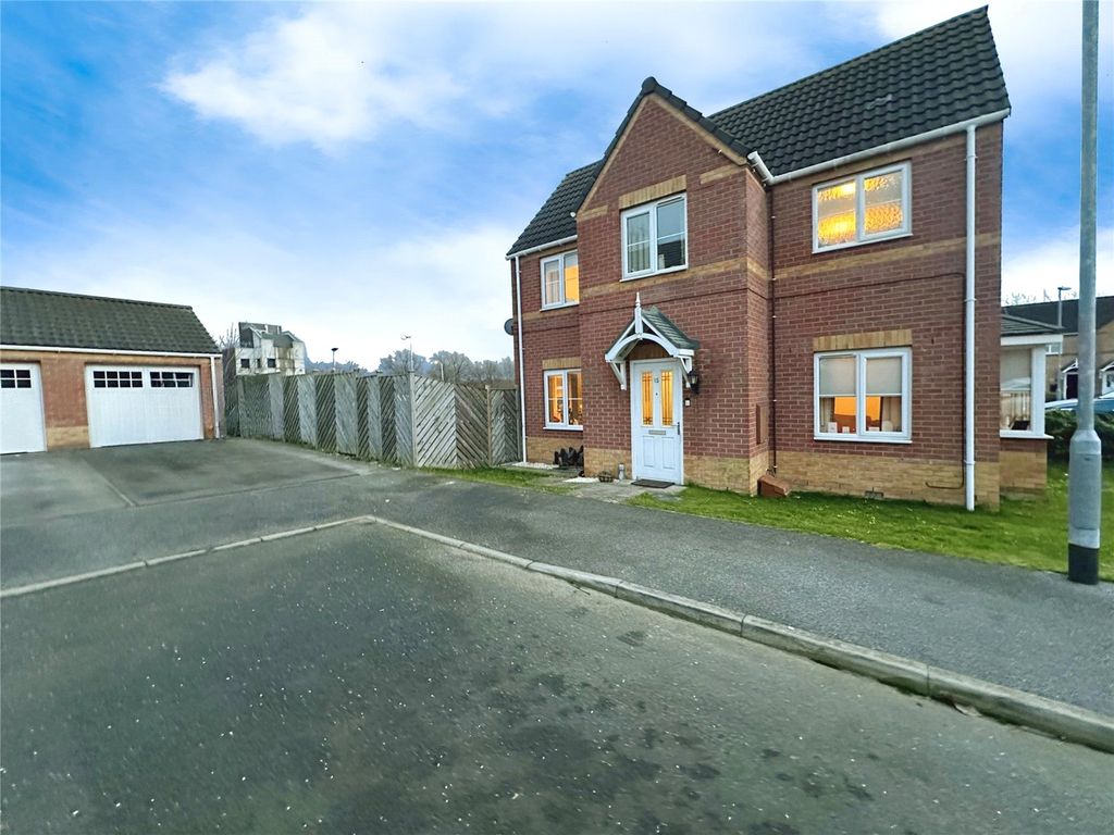 3 bed detached house for sale in Smallbridge Close, Barnsley, South