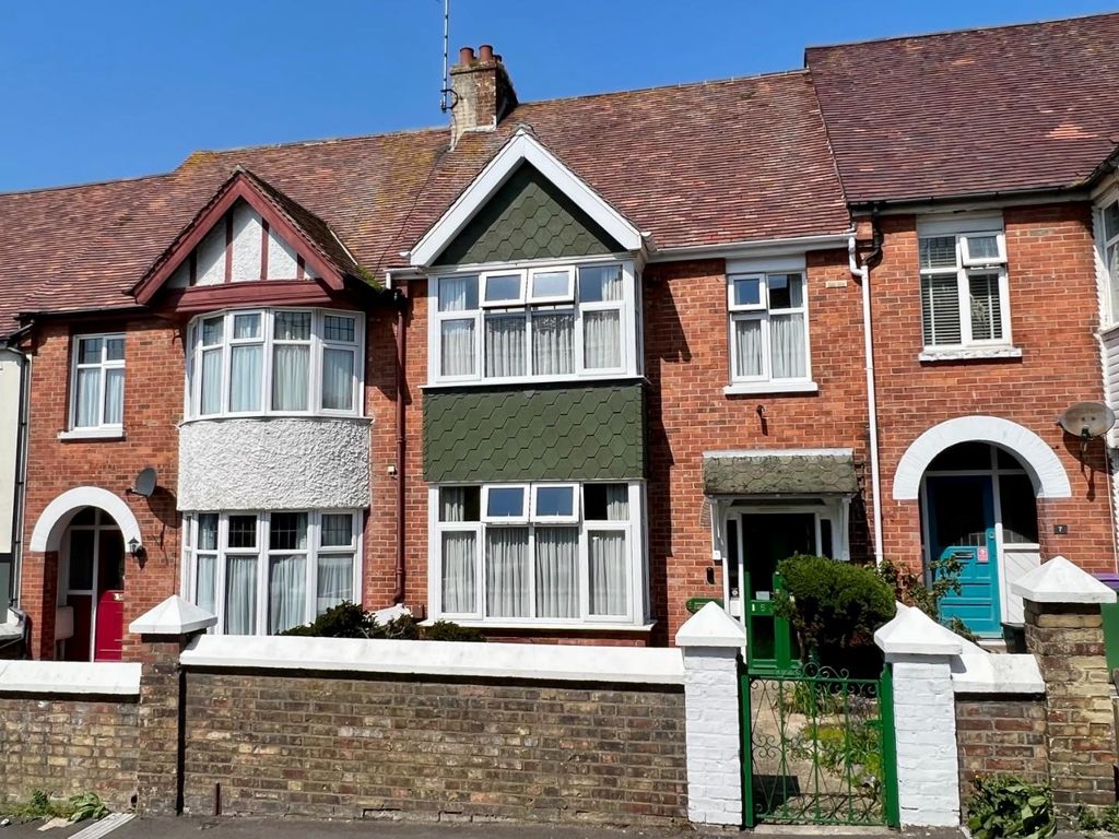 3 bed property for sale in Ingoldsby Road, Folkestone CT19 Zoopla