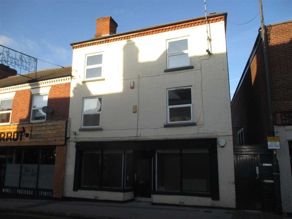 2 bed flat to rent in Nottingham Road, Eastwood, Nottingham NG16, £595