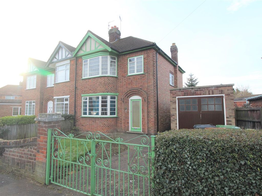 3 bed semidetached house for sale in Lynton Road, Peterborough PE1