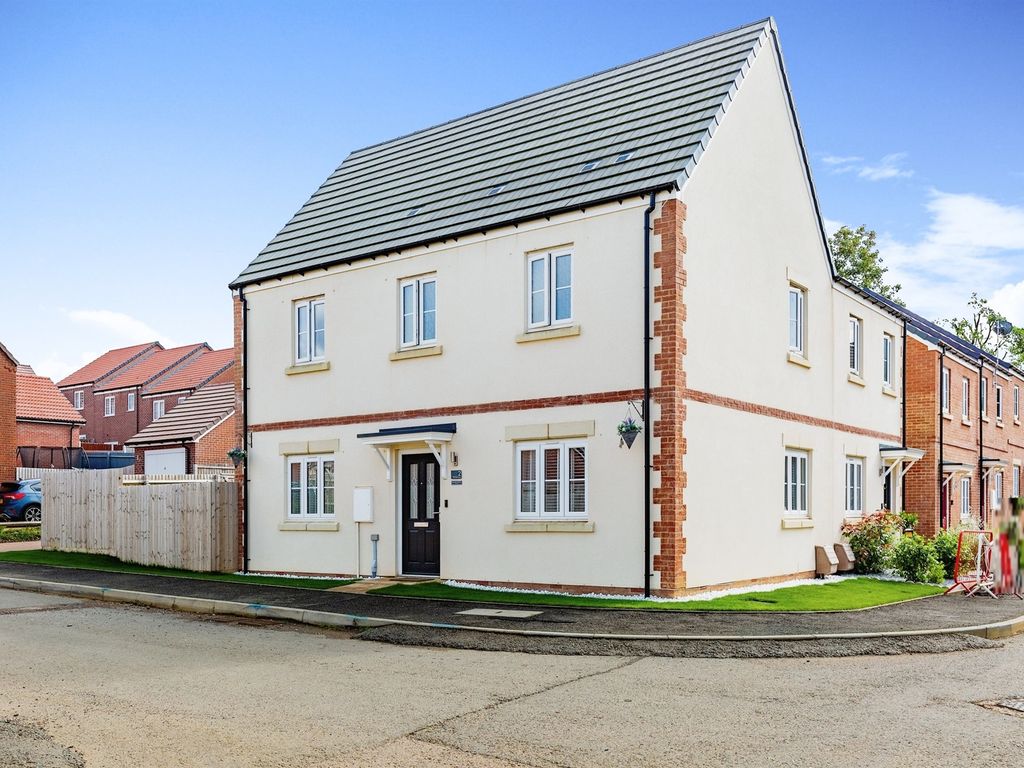 3 bed semidetached house for sale in Bannister Road, Kettering NN15, £315,000 Zoopla