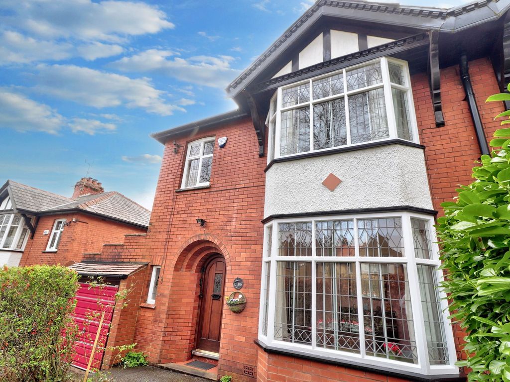 3 bed semidetached house for sale in Harpers Lane, Bolton BL1, £