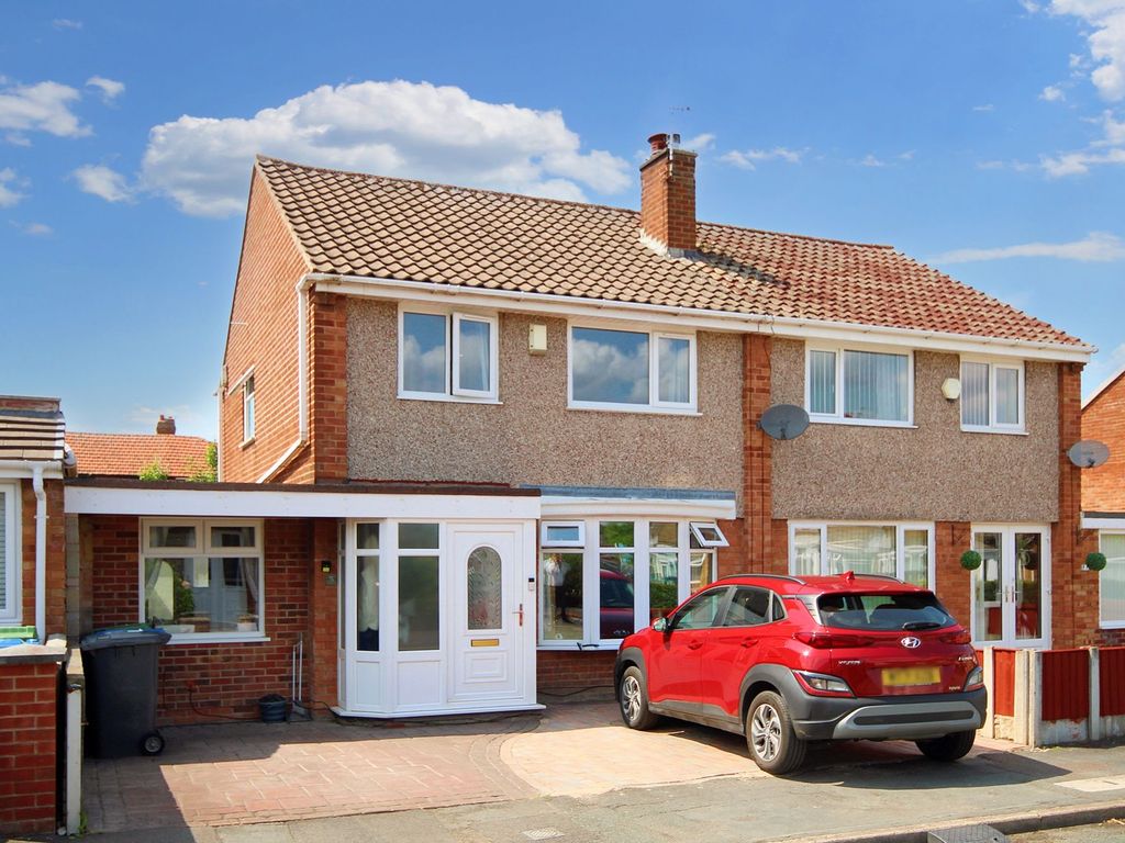 3 bed semidetached house for sale in Keith Avenue, Great Sankey WA5, £