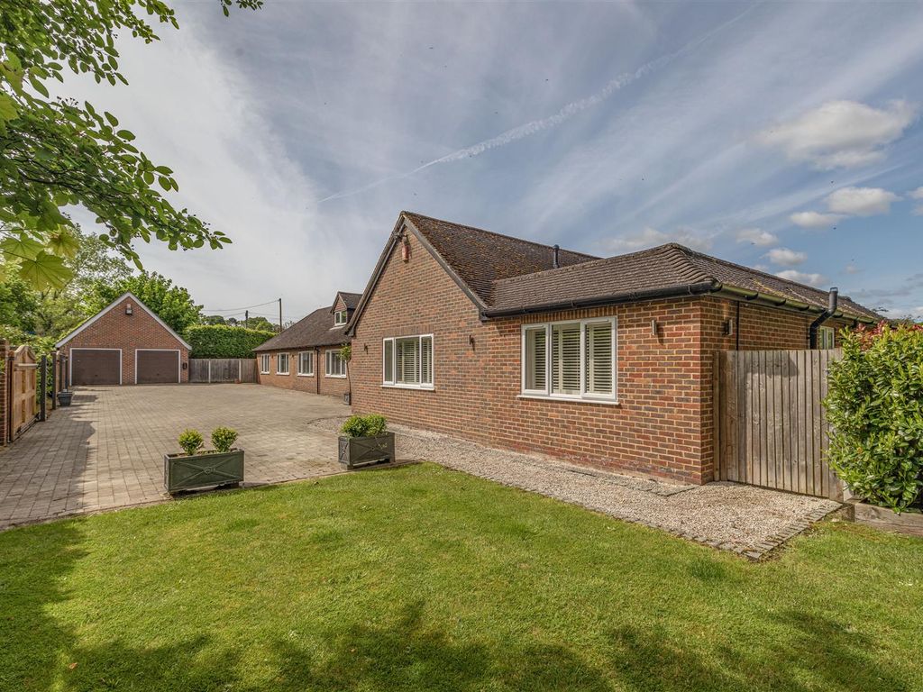 5 bed detached bungalow for sale in Woodham Park Road, Woodham