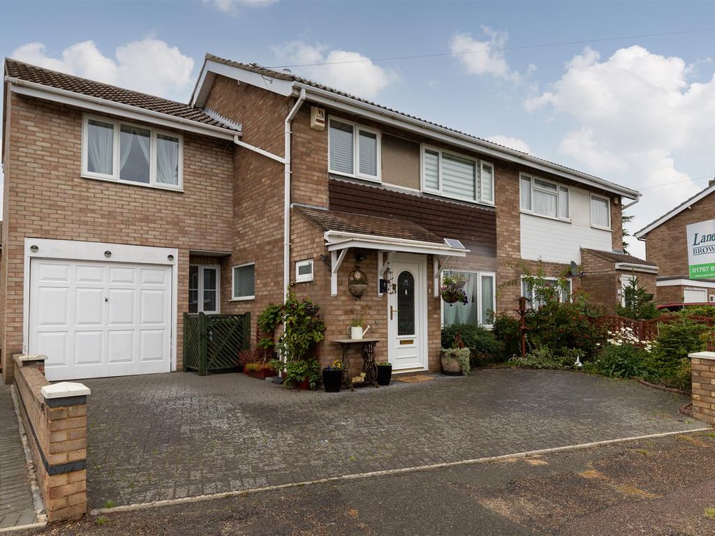 4 bed semidetached house for sale in Western Way, Sandy SG19, £395,000