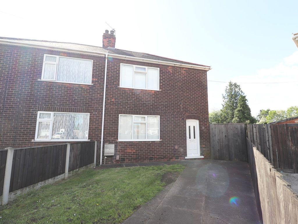 3 bed semidetached house for sale in Pinchbeck Avenue, Scunthorpe DN16