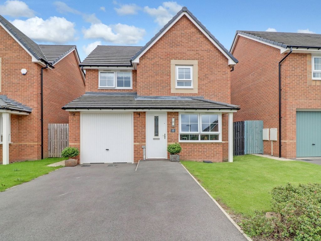 3 bed detached house for sale in 40 Waterton Close, Methley, Leeds LS26