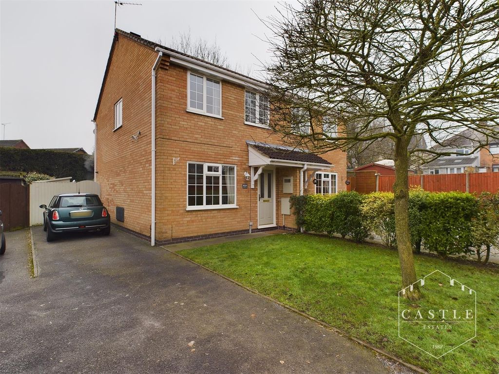 3 bed semidetached house for sale in Nelson Drive, Hinckley LE10 Zoopla