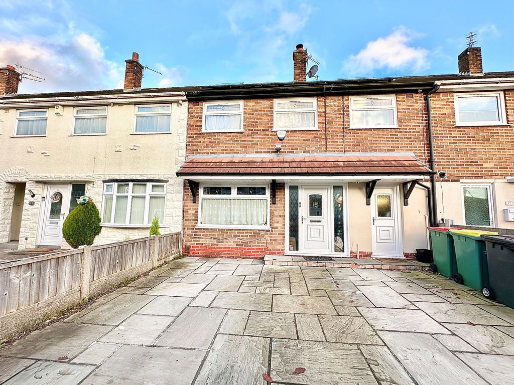 3 bed terraced house for sale in Layton Road, Preston PR2, £180,000