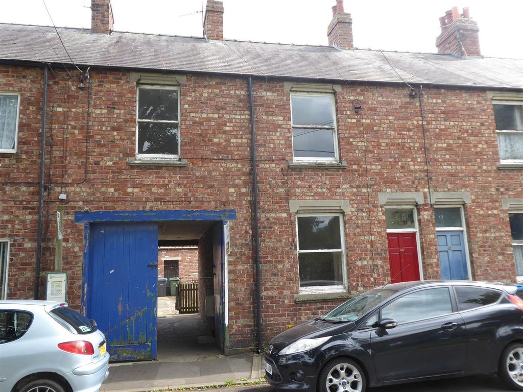 3 bed terraced house for sale in Water End, Brompton, Northallerton DL6