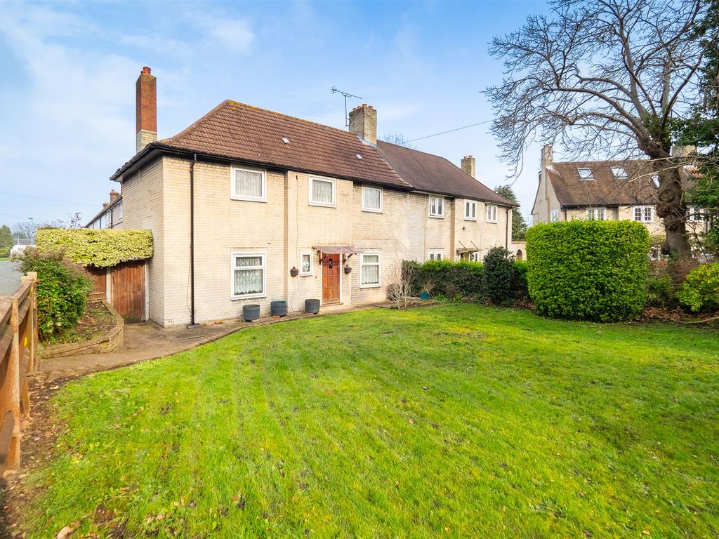 3 bed semidetached house for sale in Nightingale Road, Carshalton SM5